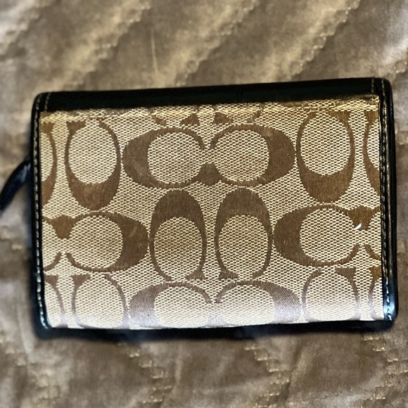 COACH | Leather/Cloth Insignia Wallet - Picture 3 of 4